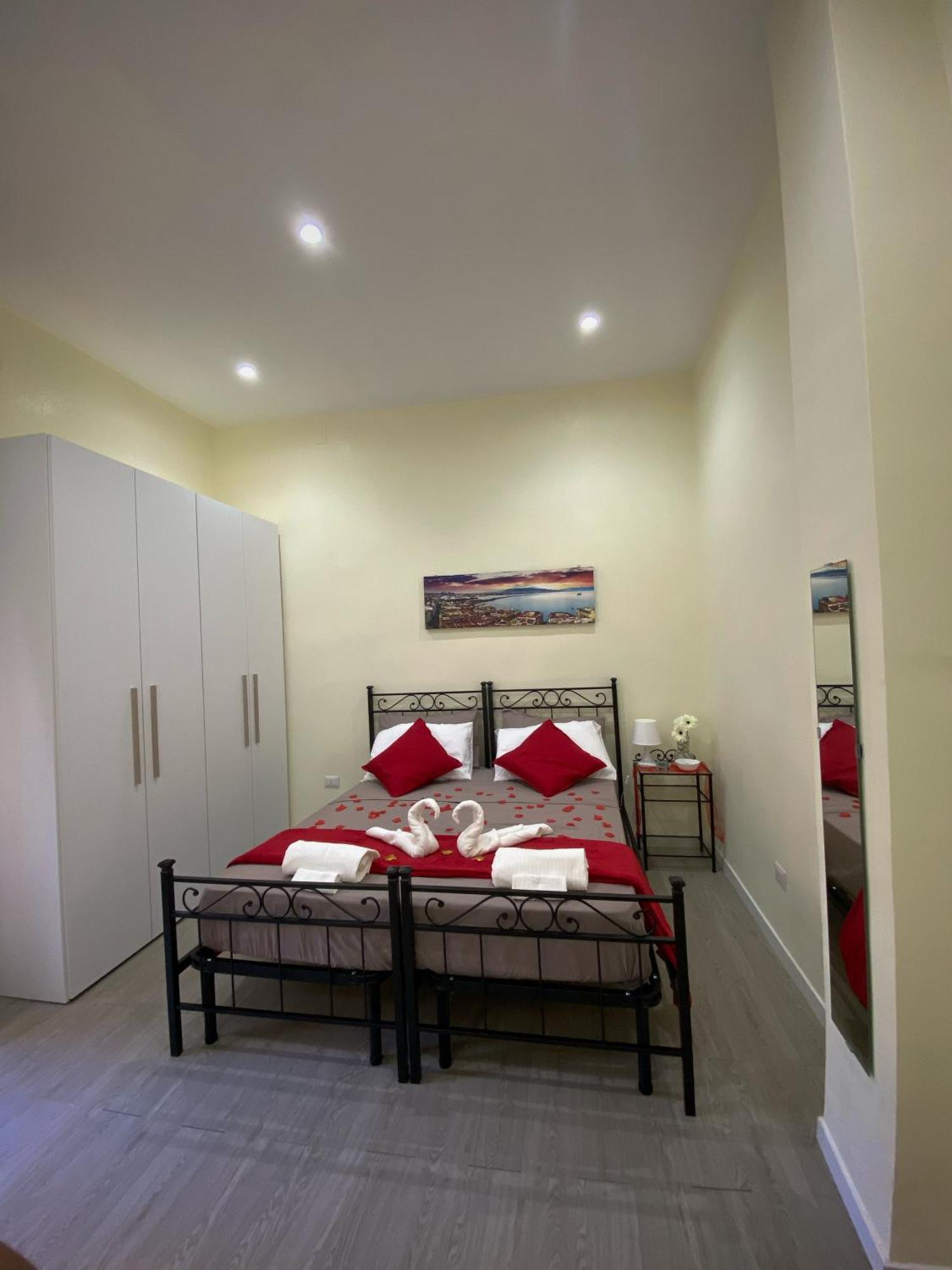 La Casa Al Centro " Vicino Al Centro Storico Di Napoli" Apartman Kültér fotó