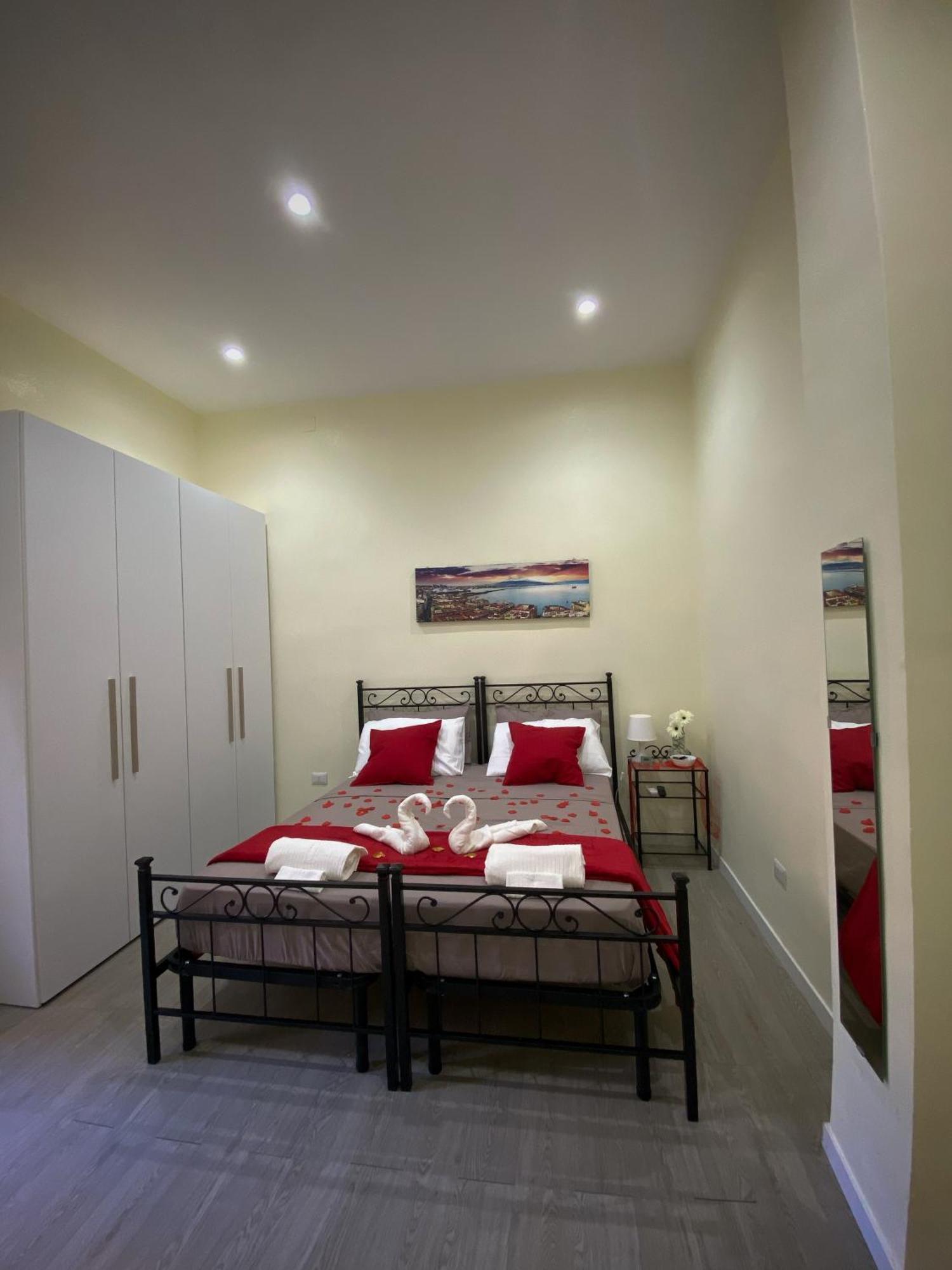 La Casa Al Centro " Vicino Al Centro Storico Di Napoli" Apartman Kültér fotó
