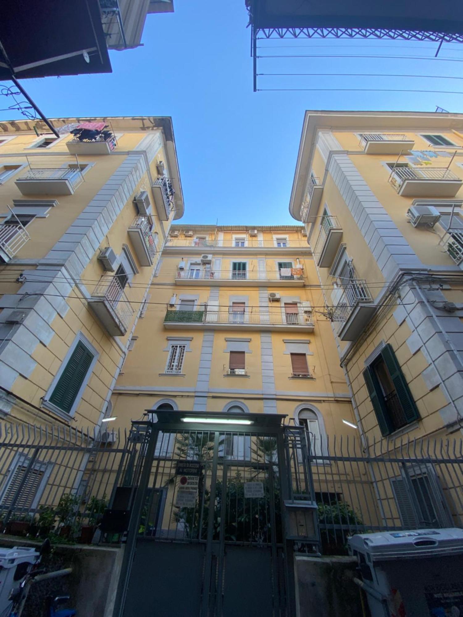 La Casa Al Centro " Vicino Al Centro Storico Di Napoli" Apartman Kültér fotó